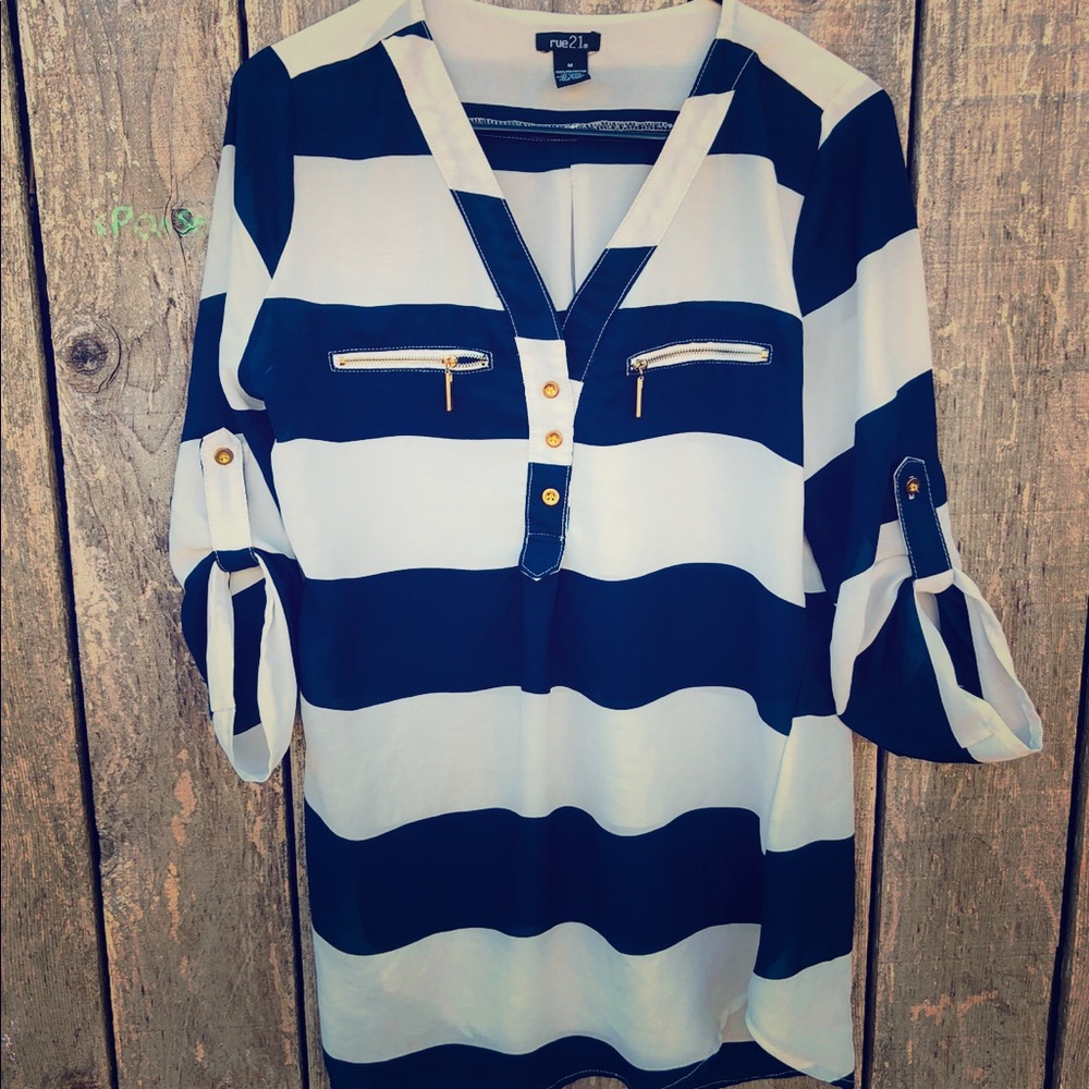 Striped Flowy blouse